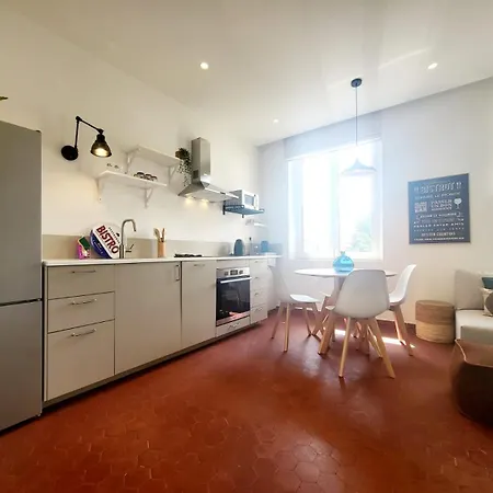 Apartamento L'isnard 2 - T2 Climatisé Dans Le Vieil