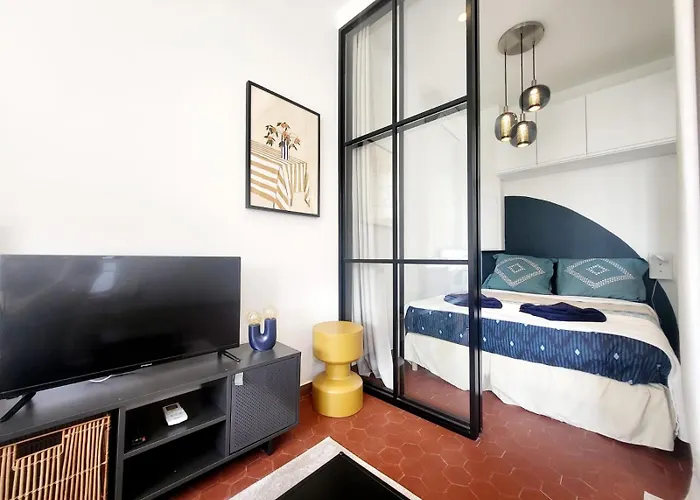 L'isnard 2 - T2 Climatisé Dans Le Vieil Apartamento Antibes