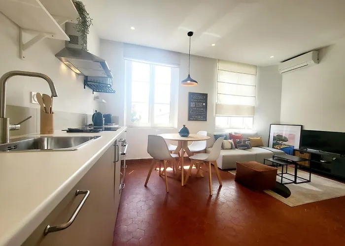 L'isnard 2 - T2 Climatise Dans Le Vieil Antibes