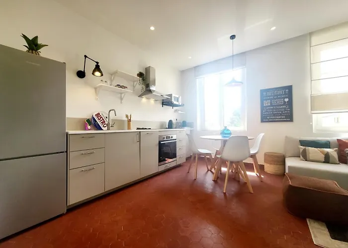 Apartment L'isnard 2 - T2 Climatise Dans Le Vieil