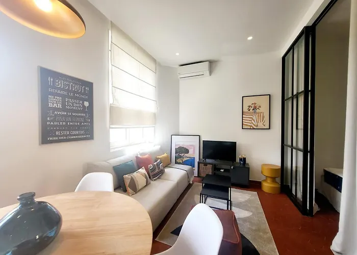 Apartman L'isnard 2 - T2 Climatise Dans Le Vieil Antibes